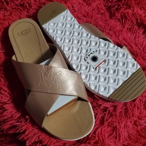 NWT UGG Kari Metallic Leather Slides